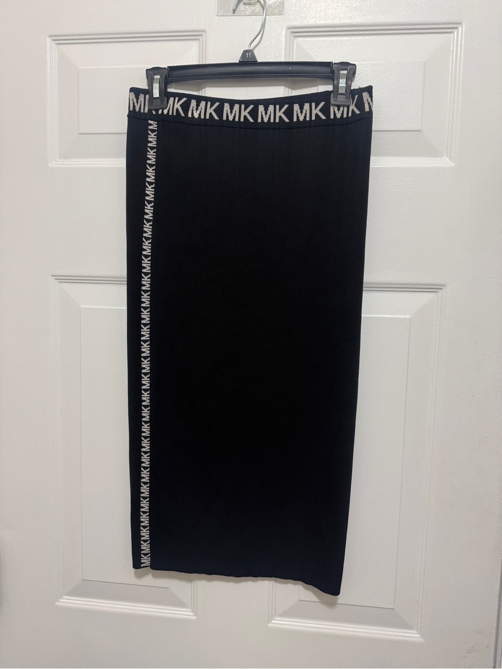 Michael Kors Black Logo-Trim Knit Midi pincel Skirt